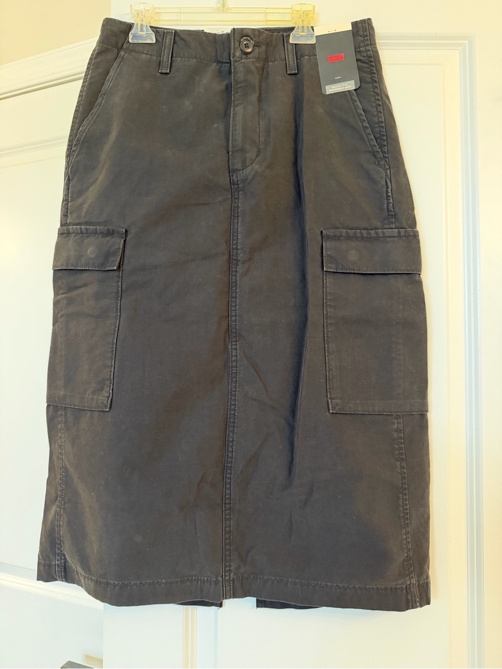 Levi's Black Cargo Midi Skirt